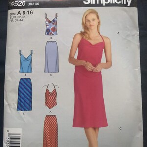 Easy Halter or Summer Top and Skirt with elasticized waist pattern by Simplicity 4526 size 6 to 16 - Easy Summer Skirt and Top Pattern