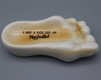 Nashville Tennessee Souvenir - I got a Kick out of Nashville! Souvenir Foot Trinket Tray