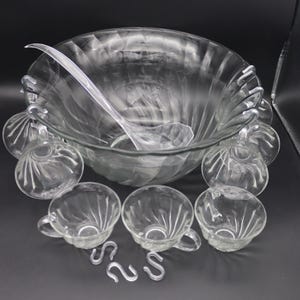 Vintage Punchbowle, 8 passende Tassen, Kelle, Tassenhaken - Anchor Hocking Victoria Bowleschüssel & Tassen - Vintage Punchschüssel für Retro-Unterhaltung