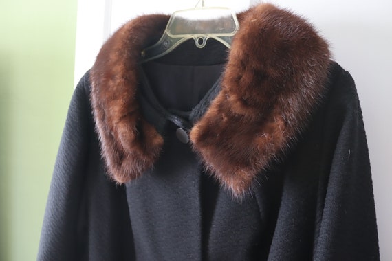 1950s/60s Fur Collar Black Wool Coat - image 1