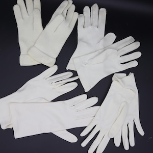 Vintage White Gloves - 1950s/60s Women&#39;s White Fabric Gloves - Dressy Gloves for your vintage style