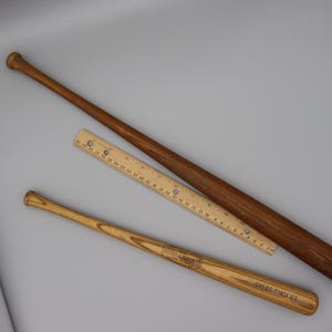 Vintage Joe Morgan carved signature Louisville Slugger Hillerich & Bradsby Baseball Bat 25-Collectible Louisville Slugger Mini Baseball Bats