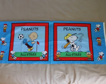 Snoopy und Charlie Braun Stoff Panel - Peanuts Cartoon Sport Stoff - Charlie Brown Fußball und Snoopy Baseball Kissen Stoff