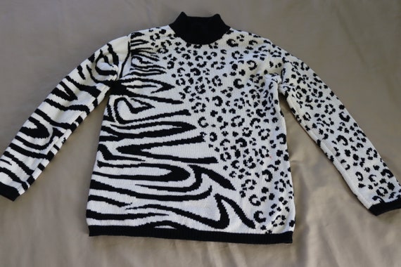 Black & White Leopard and Zebra Cotton Sweater - … - image 3