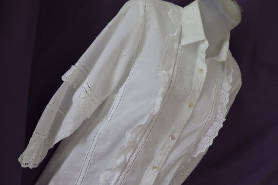 Western / Cowgirl White Eyelet Lace Blouse with P… - image 4