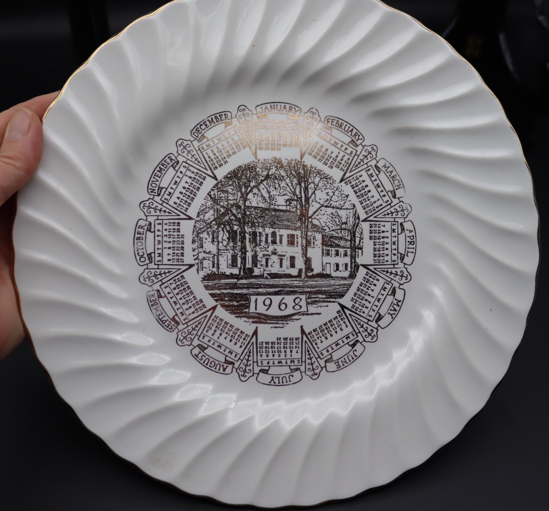 1964 or 1968 Calendar Plates - 1964 Calendar Collector Plate