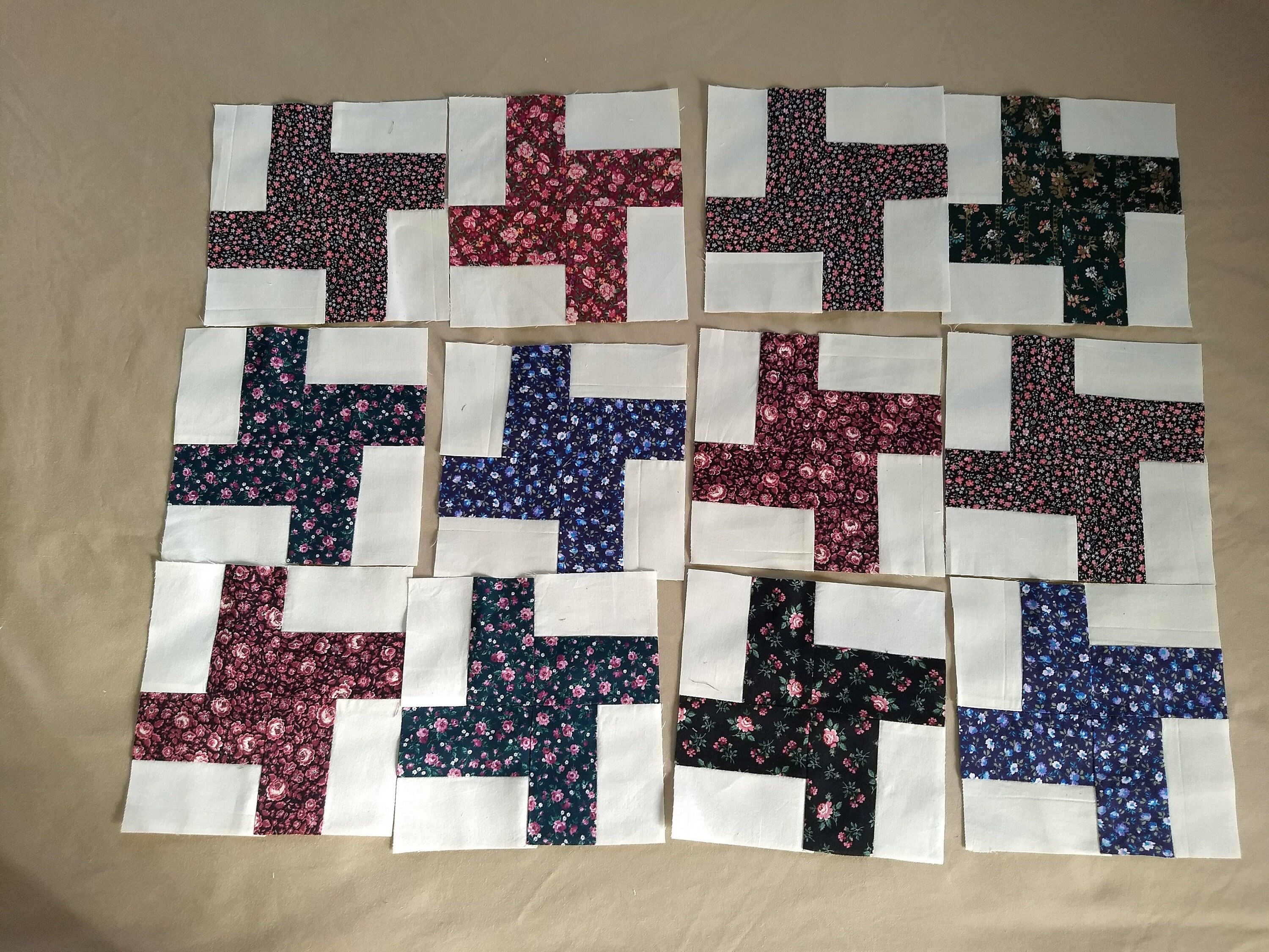 50 Precut 6 Inch Floral Fabric Squares for Quilting or Crafts / Floral  Fabric Charm Pack 