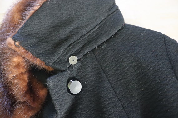 1950s/60s Fur Collar Black Wool Coat - image 9