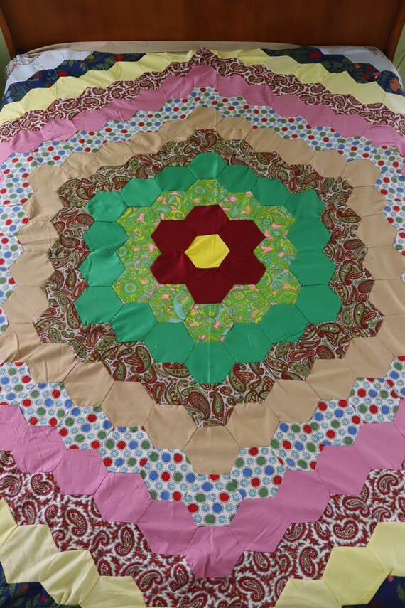 Drapeau de jardin de grand-mère avec noms personnalisés et fleurs de