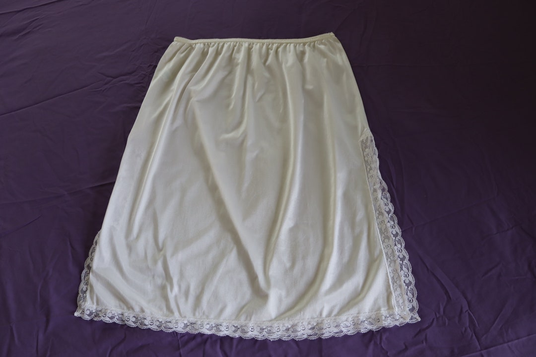 Vintage Ivory Half Slip / Skirt Slip With 2 Slits Nylon Skirt Slip With
