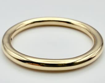 9ct Solid Gold Wedding Ring | Recycled | 2mm Diameter | Plain Gold Band | Hallmarked | Handmade in the UK