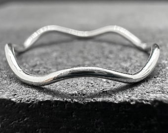 9ct White Gold Wavy Stacking Ring | Solid Gold | Recycled | Handmade in the UK