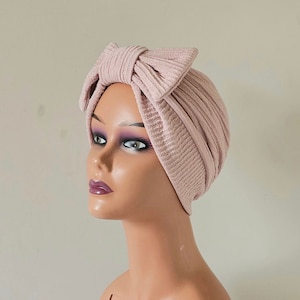 Turban for women, dusty pink pretied headwrap with removable bow, chemo alopecia headscarf, gift for her, beanie hat, hair covering turban