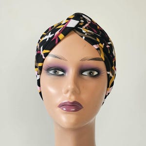 Pretied art print multicolour turban for women,vintage style turban cap, chemo hat, alopecia cover, gift for her, Beanie hat headwear women
