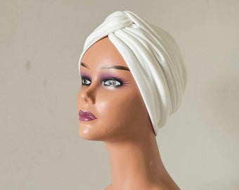 Turban für Frauen, Elfenbein farbe vintage style Turban, gebundenes Kopftuch, Chemo Mütze, Alopecia Cover, Geschenk für sie, gebundener Turban