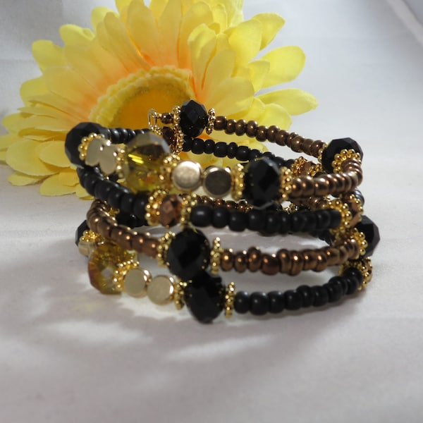 Gold and black bead Memory wire bracelet, wire wrap bracelet, bead bracelet for woman