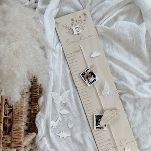Gepersonaliseerde kindergroeimeter "Beau" met naam, gegraveerde bloemen, motieven selecteerbaar en zelfpositioneerbaar, kinderkamer, cadeau