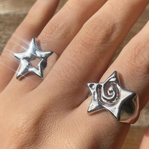 Set di due anelli a forma di stella - Anelli a forma di stella regolabili - Set di due anelli a forma di stella