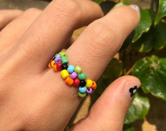 SKITTLES daisy flower beaded ring / flower bead ring / daisy bead ring