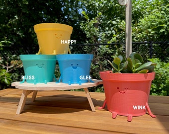 LARGE SIZE Outdoor Planter, Happy Planter, Outdoor Friendly Planter, Cute Planter, Kawaii Planter