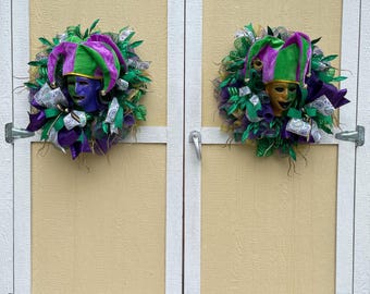 Mardi Gras wreath pair, Mardi Gras wreath with comedy and trajedy for double doors, Mardi Gras for front door, mannequin head mardi gras