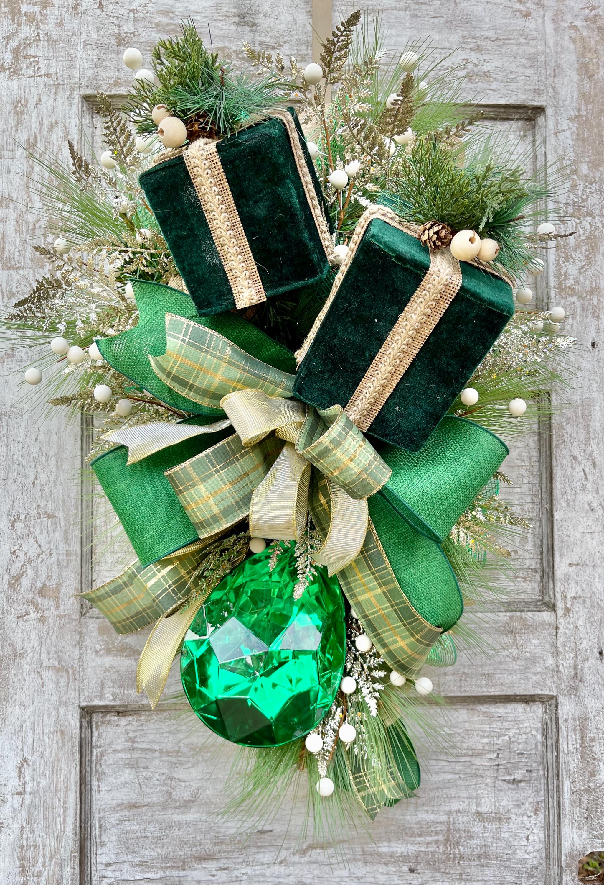 Emerald Green Christmas Swag: Jeweled Wreath With Velvet Gifts - Etsy