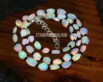 28カラット 17インチ - 天然エチオピア産オパール タンブルネックレス