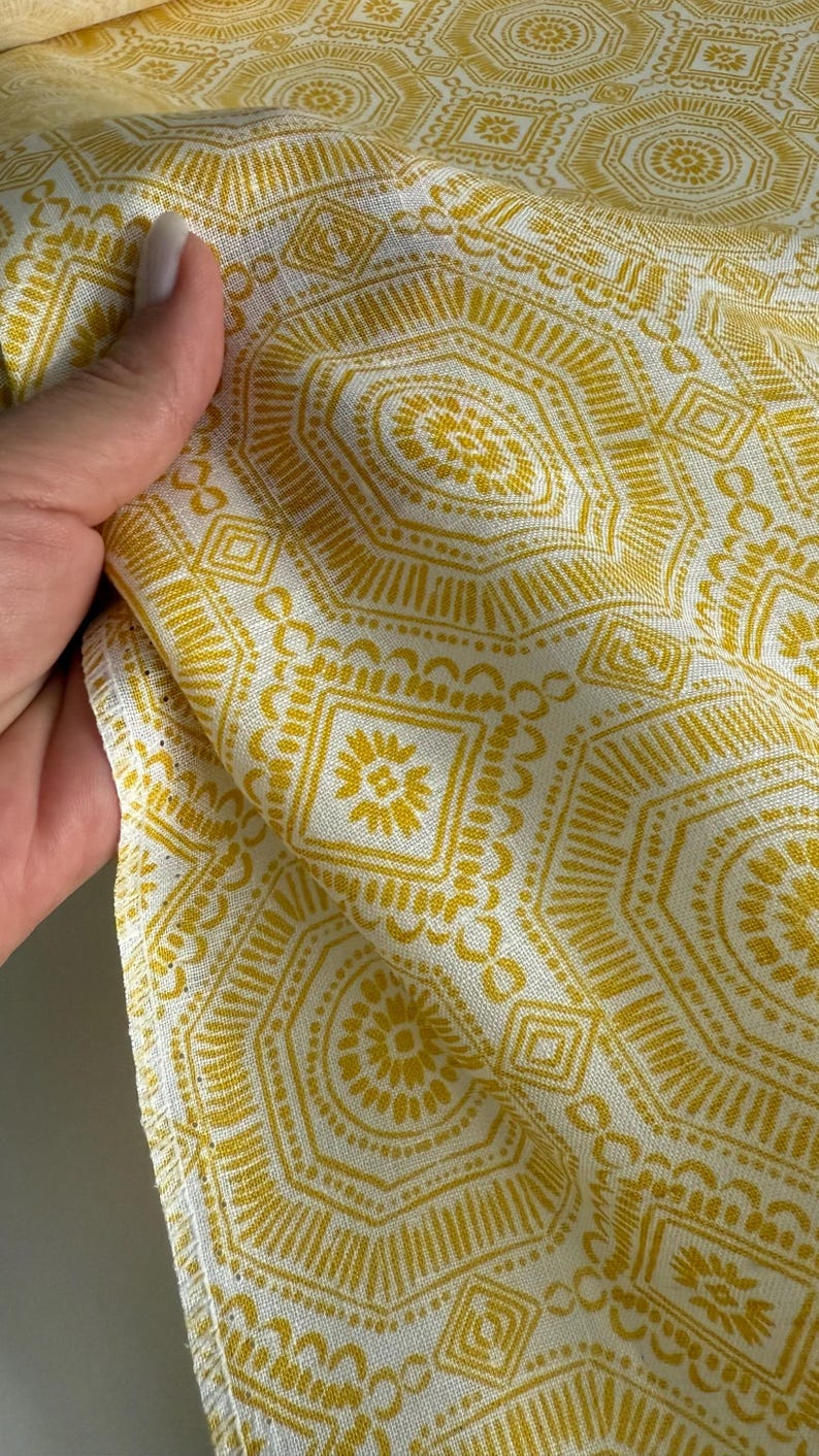 Italienskt designerlinnetyg, geometriskt tryck – lätt, mjukt premiumlinne – för sommarklänningar och blusar bild 8