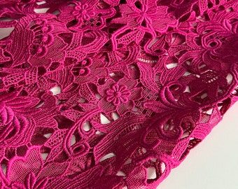 Esclusivo tessuto prêt-à-porter italiano, tessuto di design, tessuto di pizzo, tessuto di lusso, effetto 3D, designer famosi, colore: fucsia