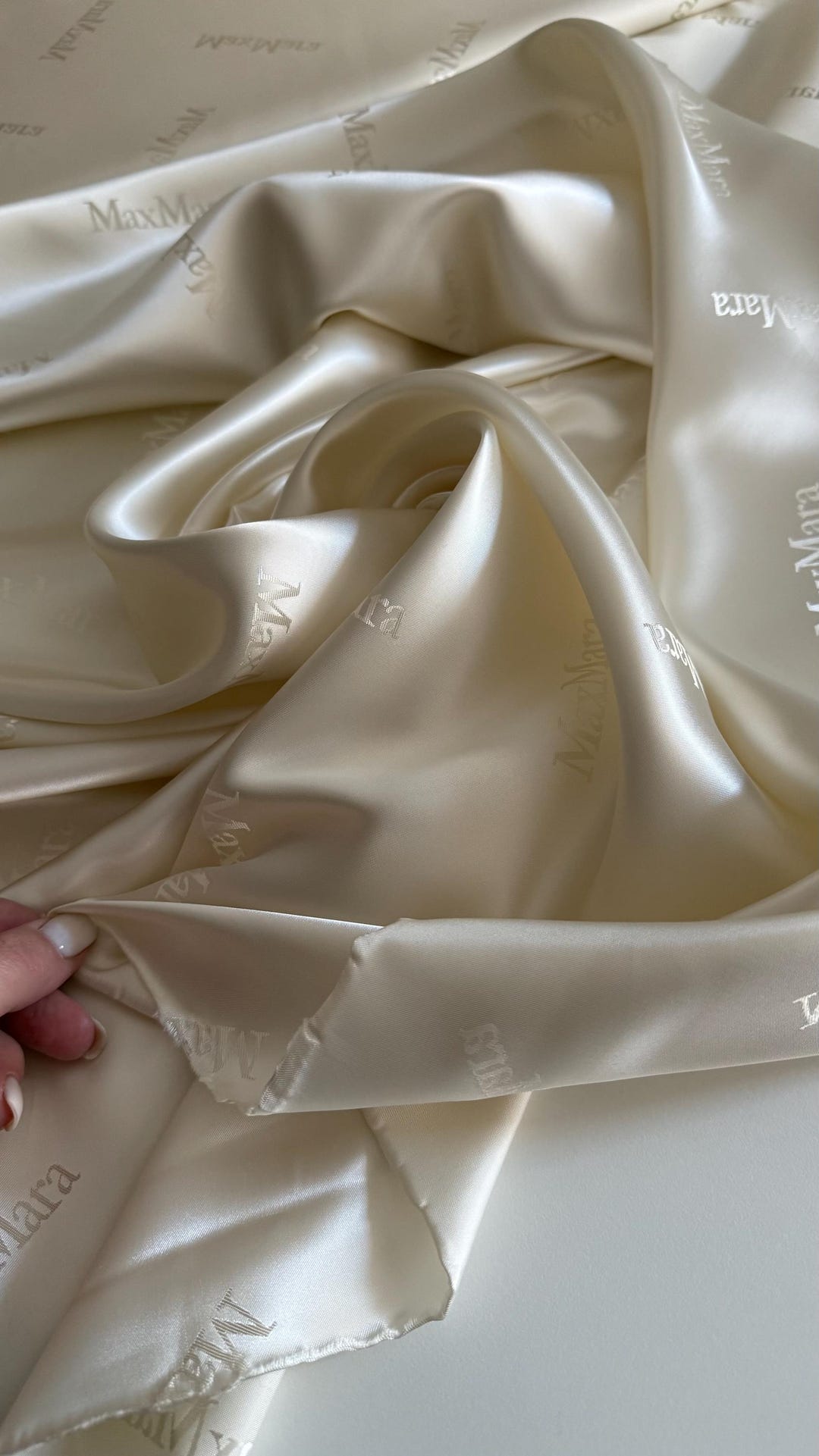 Designer Fabric Lining , 100% Viscose Satin Lining Fabric, Italian ...