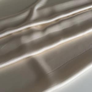 Italian viscose satin fabric, Alta Moda fabric, premium quality, like silk, color: champagne, last piece 2 meters
