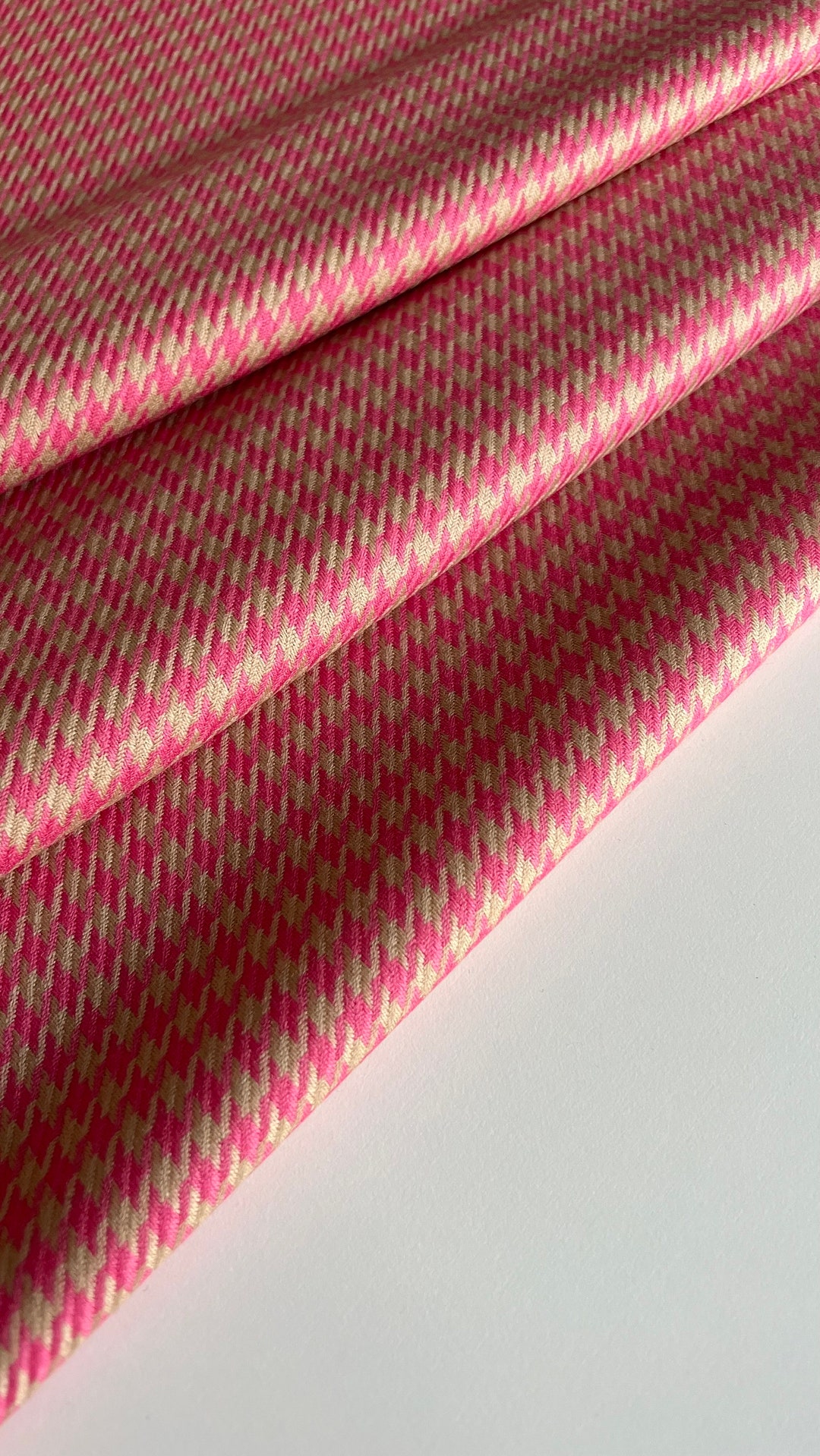 Luxury Italian LANA VERGINE Wool Fabric, Houndstooth Pattern Fabric