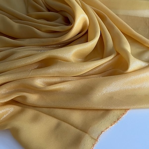 Exclusive Italian prêt-à-porter fabric, silk fabric with lurex thread, gold effect, designer fabric, luxury fabric, color: money, last piece 2.20 meters