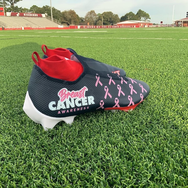 custom color football cleats