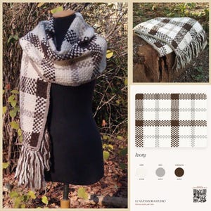 TEXTILE COLOR LAB. Plaid pattern generator. Harmonic color palette explorer. Weaving Software.