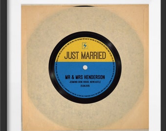Record Wedding Guest Book / Vinyl Record / Wedding Gift / Custom Vinyl Record / Alternative Wedding Guest Book / Alternative Wedding Gift