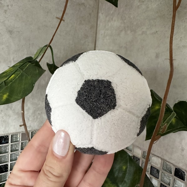 Football Bath Bomb, Handmade Fizzy Bath Bomb, Boys Bath Bomb, Childrens Bath Bomb, Hand painted, Fruity Scent, Vegan, Gift Idea