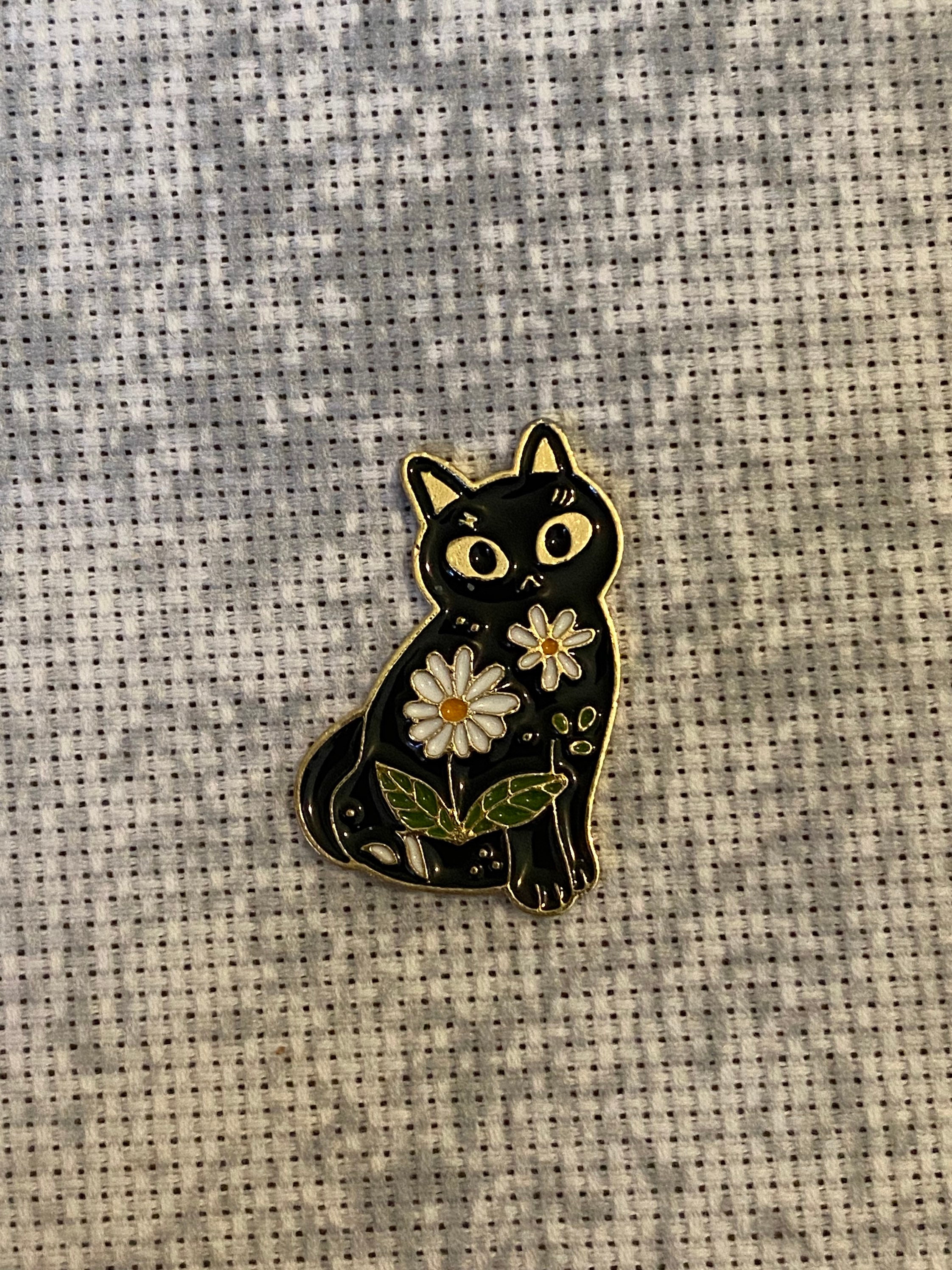 Halloween Black Cat Enamel Needle Minder, Fridge Magnet, Magnetic