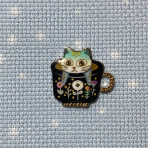 Cat in a teacup needleminder, cat needleminder, magnetic needleminder, enamel needle nanny, cross stitch needle minder