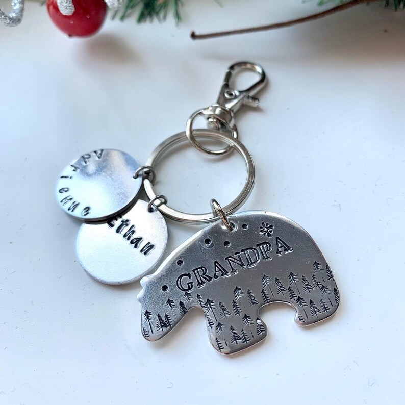 Daddy Bear keychain, Papa bear keychain with evergreen forest , dad keychain , personalized keychain, gift for dad, Fathers Day gift image 5