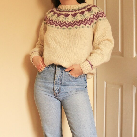 Hand Knit Tulip Wool Pullover