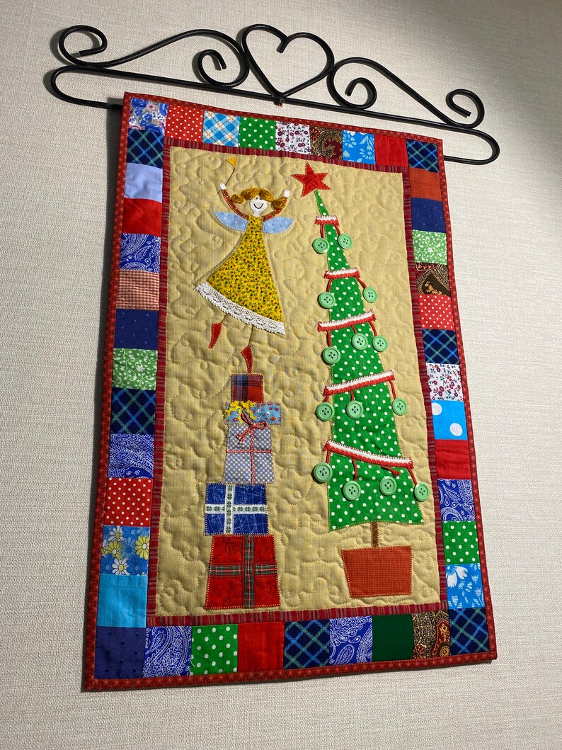free shipping fast delivery Patchwork Wall Decor With Christmas 