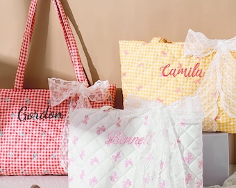 Personalized Embroidered Monogrammed Floral Tote, Custom Name Tote Bag, Monogram Beach Bag,Bachelorette Gift