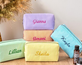 Monogrammed Seersucker Toiletry Bag, Custom Cosmetic Bag for Bridesmaid, Beaty makeup bag, Striped Seersucker Cosmetic Pouch, Gift for Her