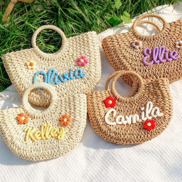 Aangepaste stro strandtas, strandtas bruidsmeisje, aangepaste handtas, aangepaste stro handtas, huwelijksfeestcadeaus, mand bloemenmeisje, mand bloemenmeisje