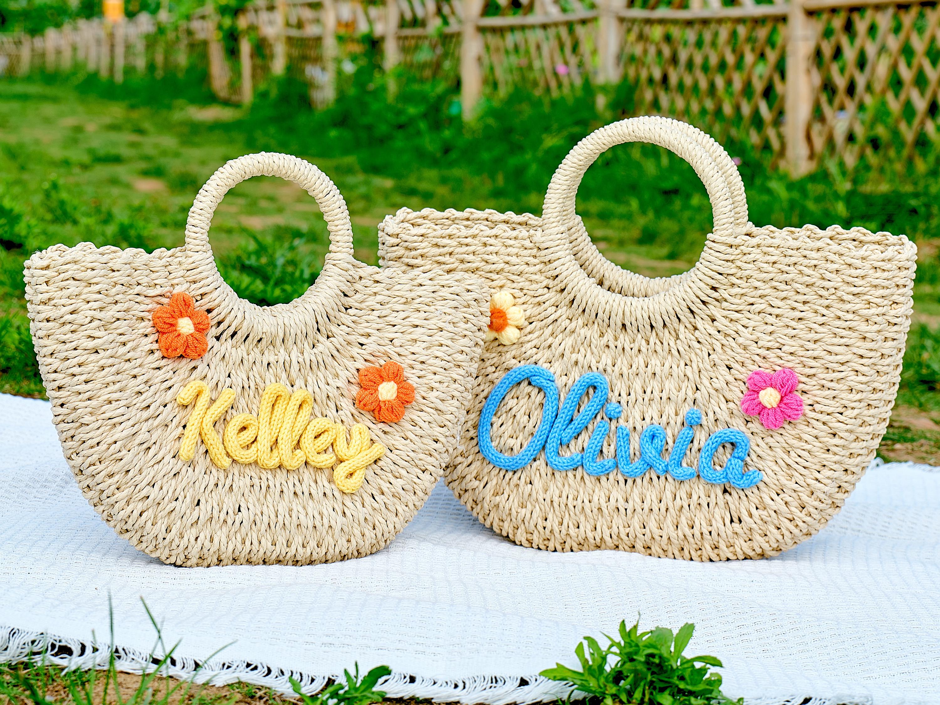 Custom Straw Beach Bag, Bridesmaid Beach Bag, Custom Hand-held Gift, Custom Straw HandBag,Wedding Party Gifts, Flower Girl Basket