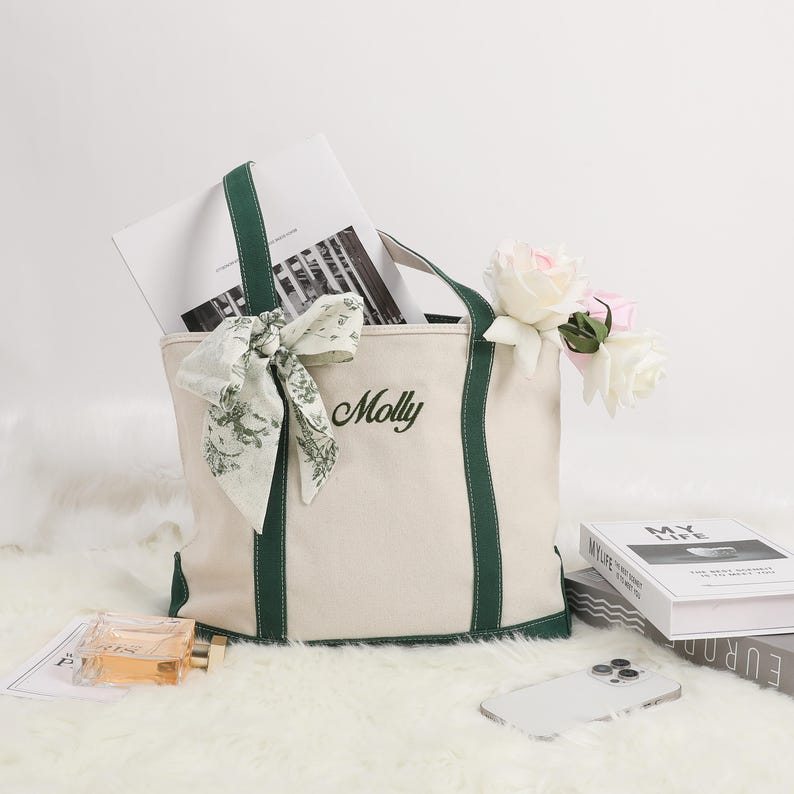 Custom Canvas Tote Bag, Personalised tote bag, name tote bag, bridesmaid gift bag, embroidered with initials custom tote, Personalized Gift
