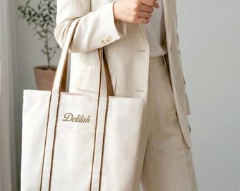 Custom Embroidered Tennis Tote Bag, Personalized Canvas Name Handbag, Embroidered with initials, Holiday Bag, Green Trim Tote Bag