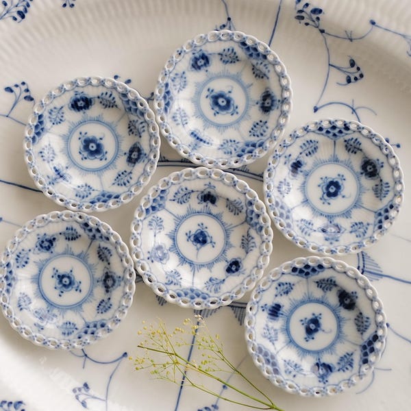 Mantequera acanalada azul Royal Copenhagen vintage – Encaje completo, Dinamarca