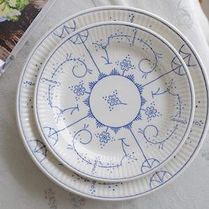 Vintage Royal Boch Belgium model Copenhaque Traditional Blue Floral Decor Plate
